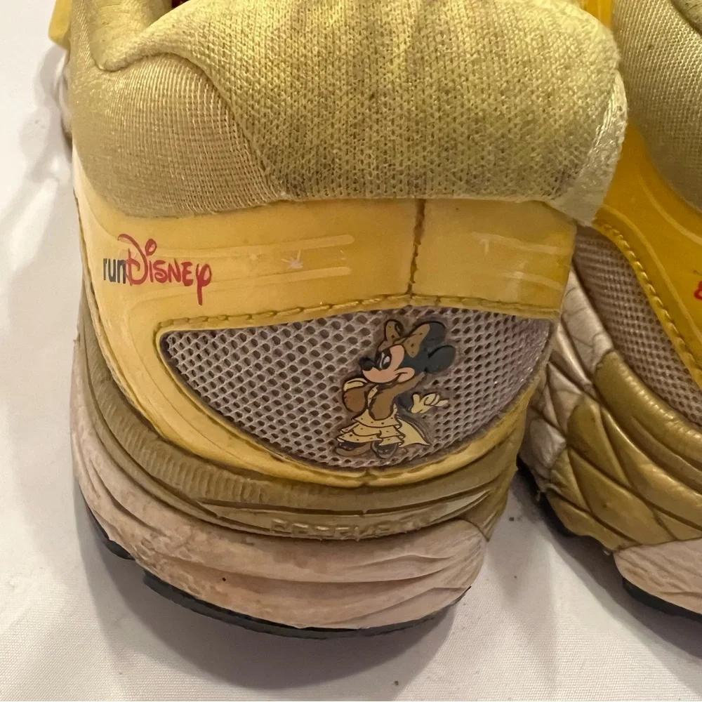 RUN DISNEY New Balance Run Disney 2026 ladies size 12 - Picture 5 of 15